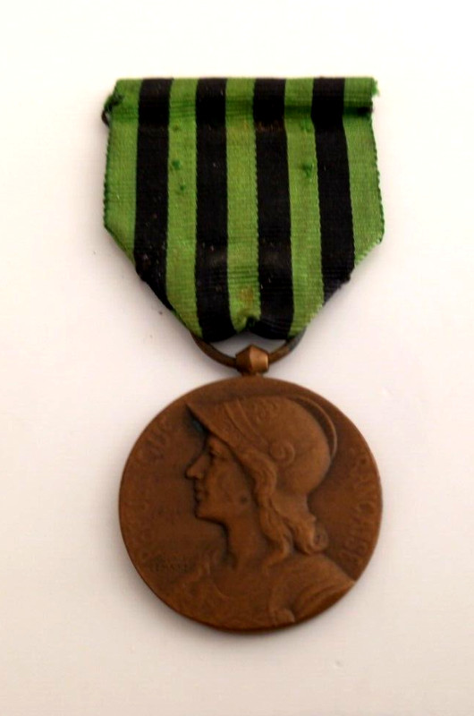 Decoration France Aux Defenseurs De La Patrie Ref74291