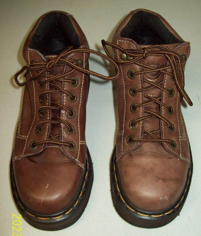 Vintage Y2K Dr. Martens 9868 Men's Size 5 Brown Leather Lace