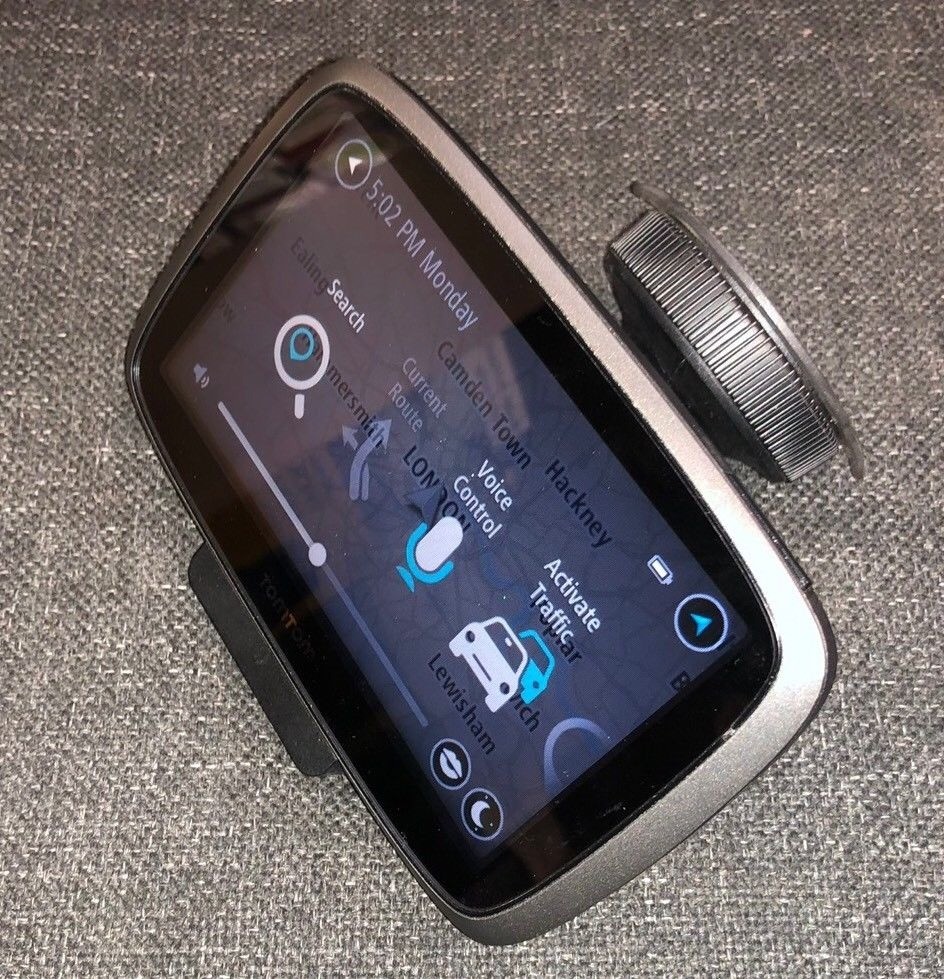 TomTom GO 5000 UK and Full Europe Car Gps Sat Nav with Lifetime Map