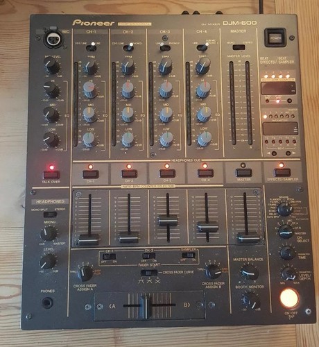 Pioneer DJM -600 mixing desk in perfect order