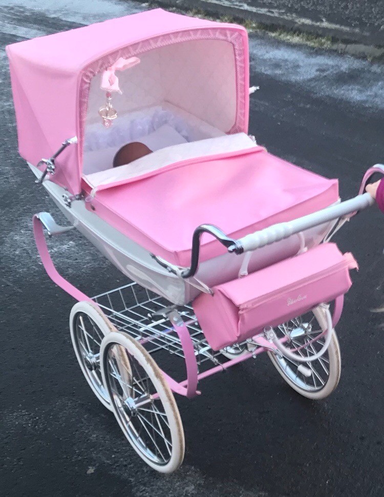 Silver cross dolls pram in Ardrossan, North Ayrshire Gumtree