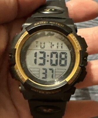 Kids Stainless Steel 1251 Digital Sport watch - Black & gold-water Resistant