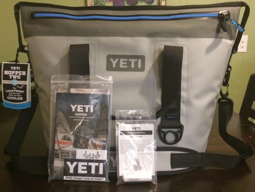 Yeti Hopper Two 30 Gray / Blue NEW WITH TAGS soft zipper Cooler