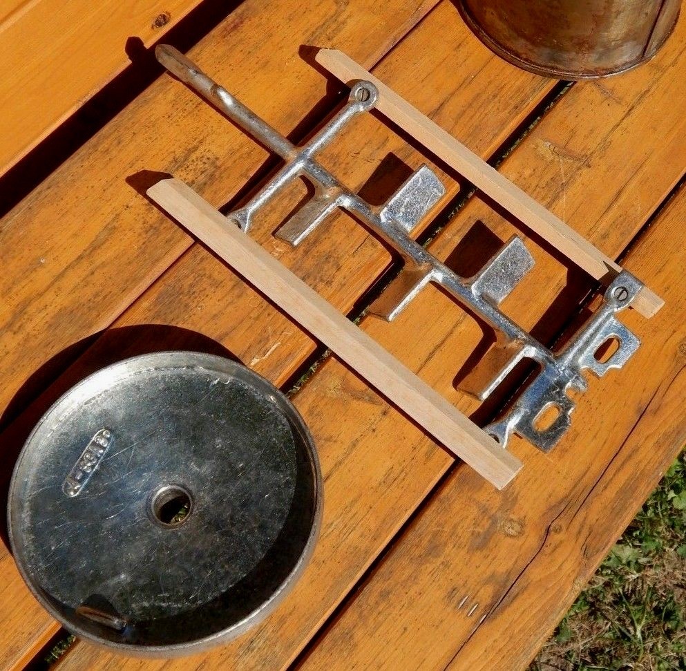 Vintage White Mountain 4 qt ice cream Churn Canister w lid & Square paddle Parts