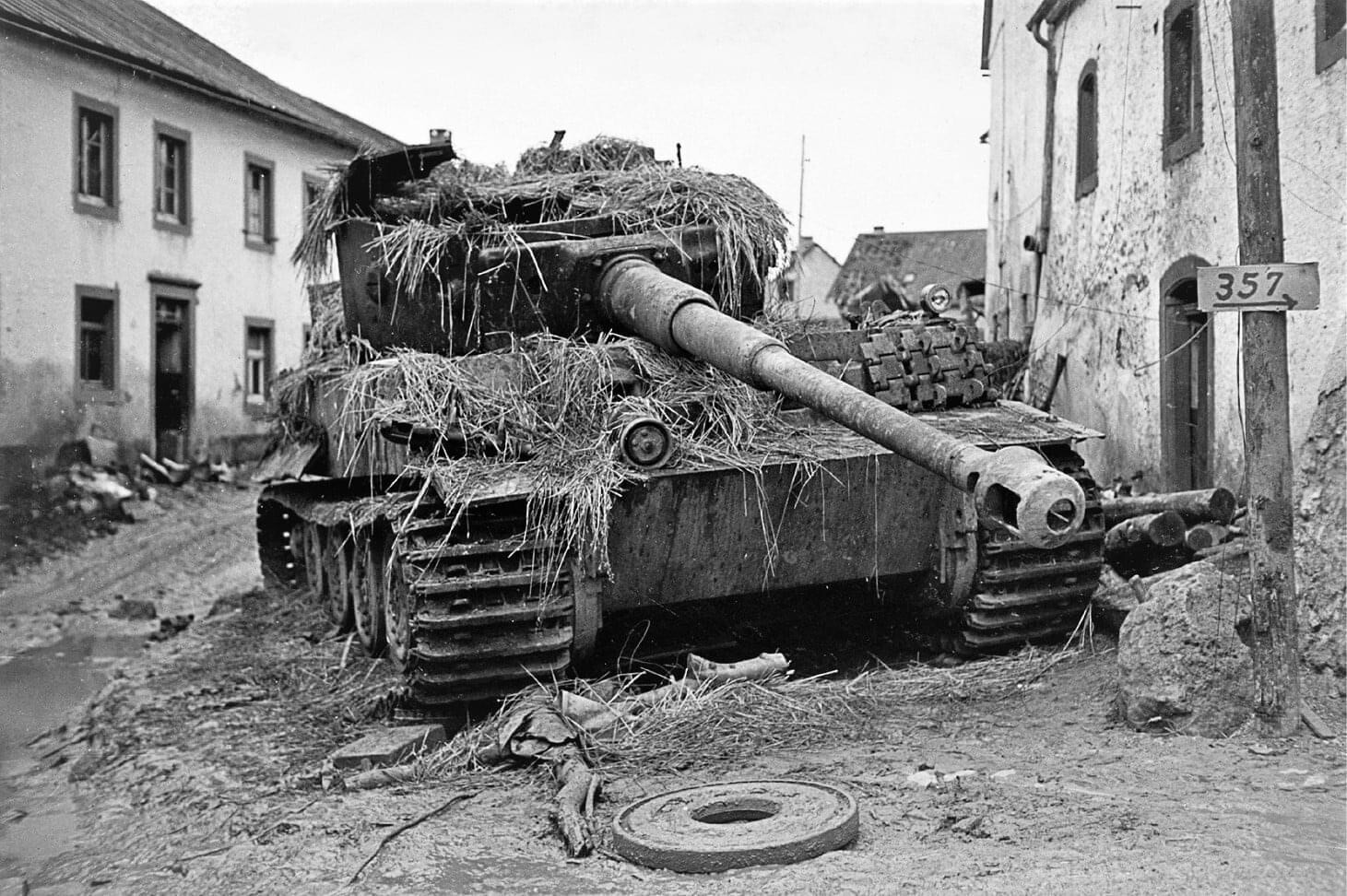 WW2 WWII Photo German Tiger I Tank Germany 1945 World War WW2 WWII Photo German Tiger I Tank Germany 1945 World War