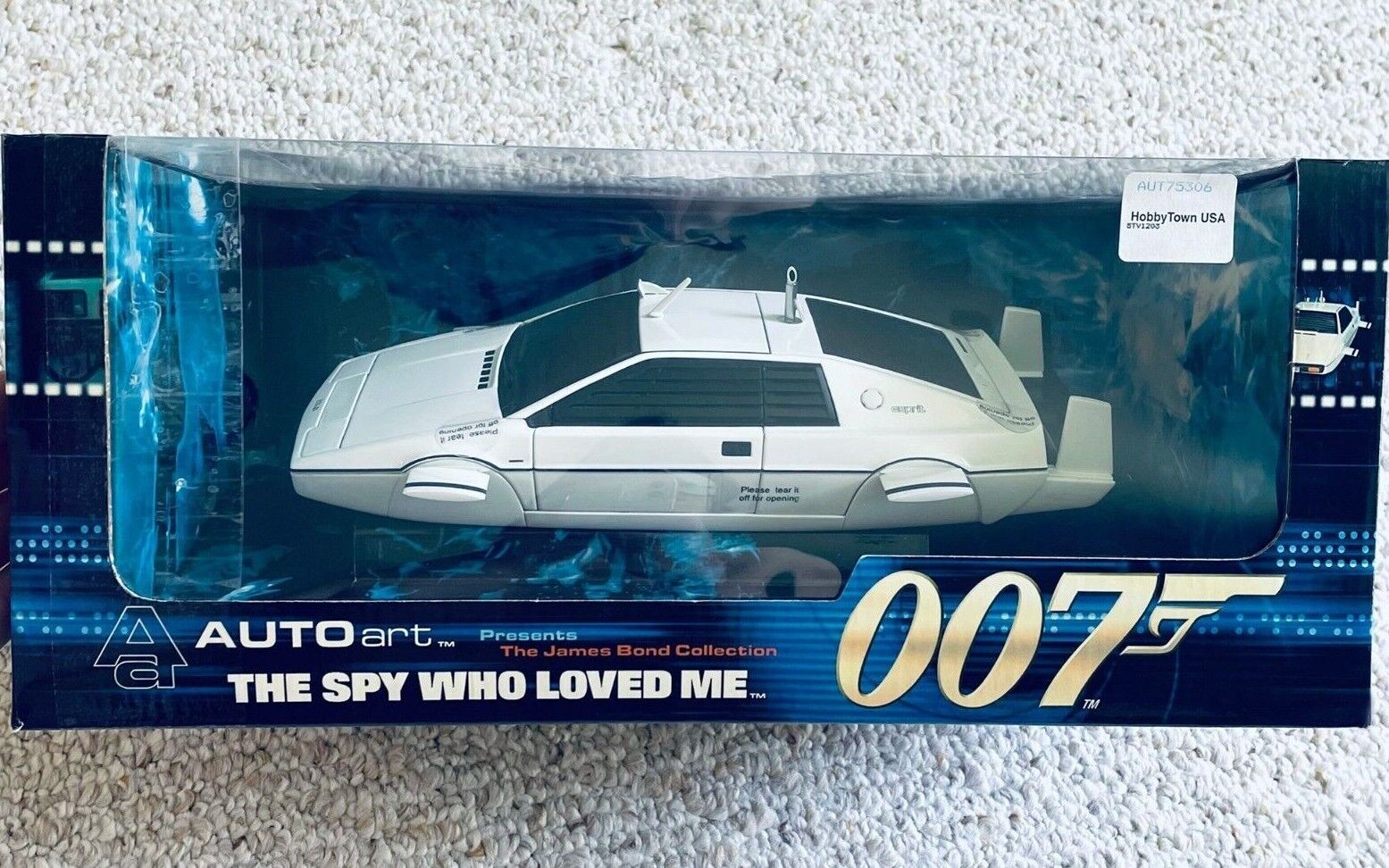 AUTOart 1/18 LOTUS ESPRIT SUBMARINE 007 James Bond The Spy AUTOart 1/18 LOTUS ESPRIT SUBMARINE 007 James Bond The Spy