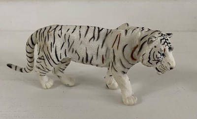 PAPO White Tiger 2006 #1049 Back Paw