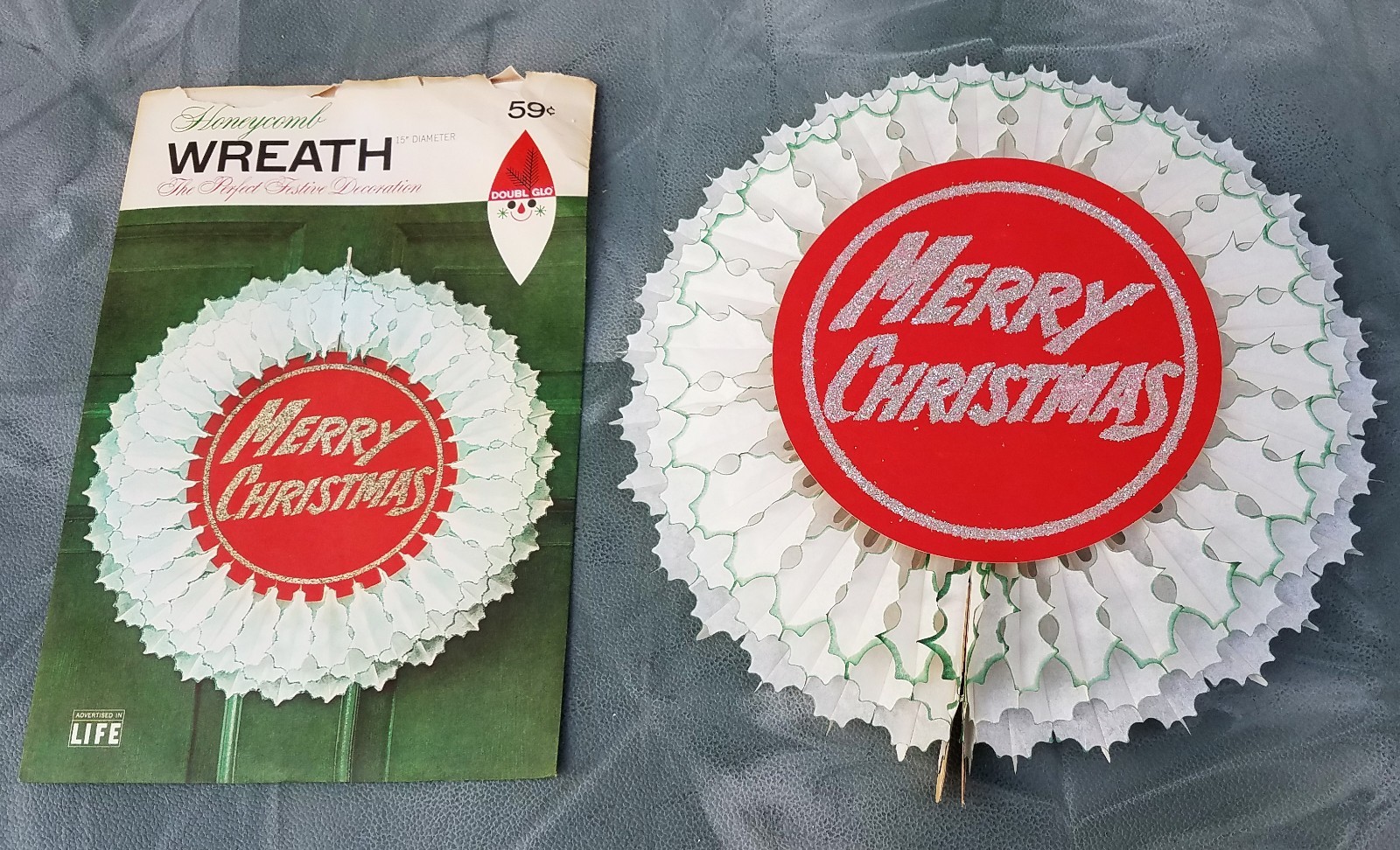 Vintage Mid-Century- HONEYCOMB WREATH - Large 15 inch- Paper Fold-out MCM