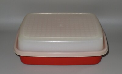 Tupperware Jr Season Serve Meat Marinade Tenderizer Container #1518 #1519 Red