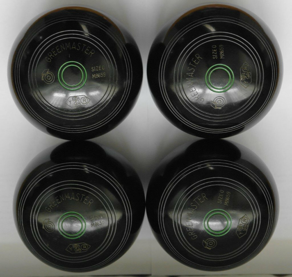 Great set of 4 Greenmaster Bowls size 0, PRICED to SELL! in Willerby