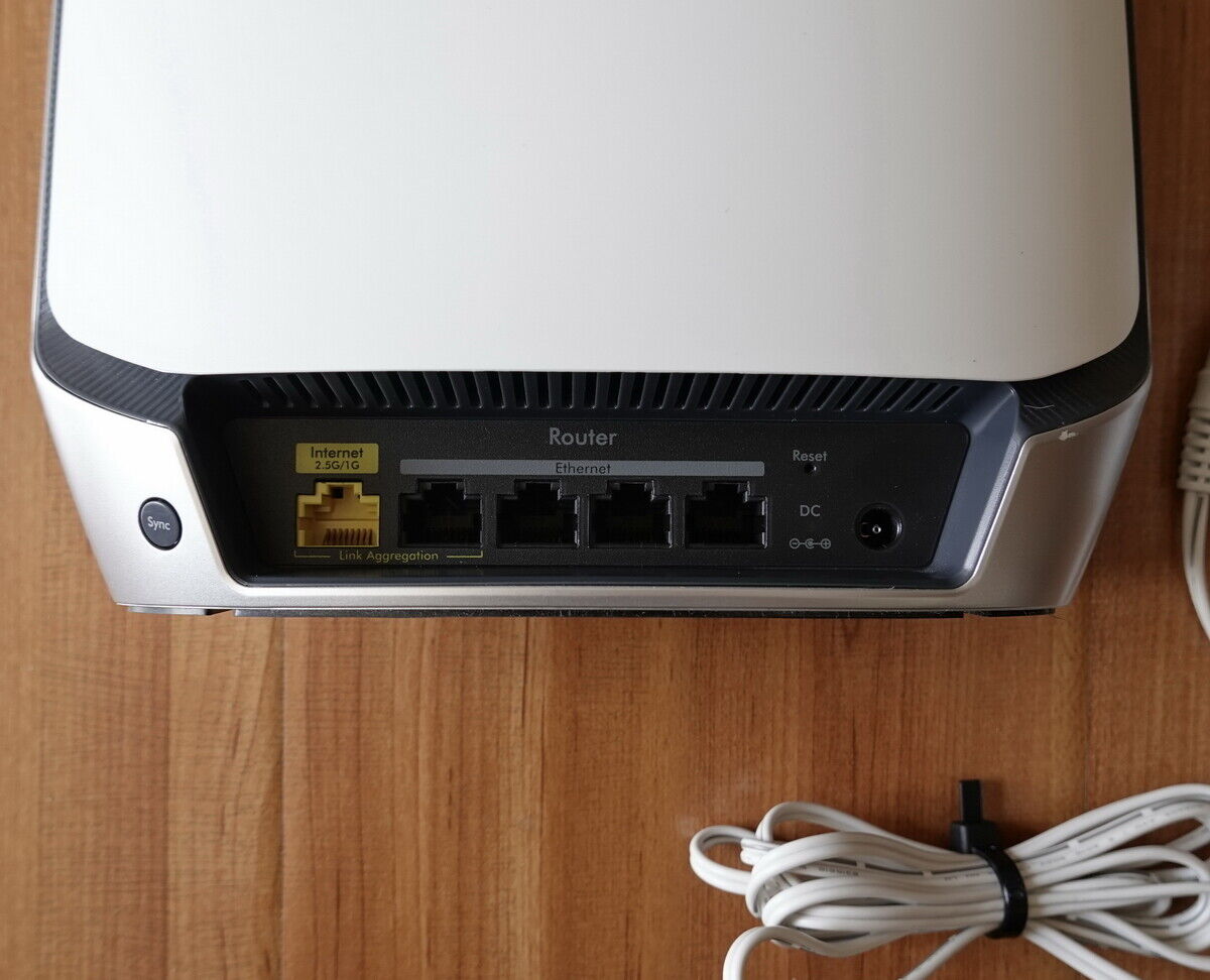 NETGEAR Orbi RBR850 Router 5GHz Tri-band Mesh WiFi 6 AX6000 NETGEAR Orbi RBR850 Router 5GHz Tri-band Mesh WiFi 6 AX6000