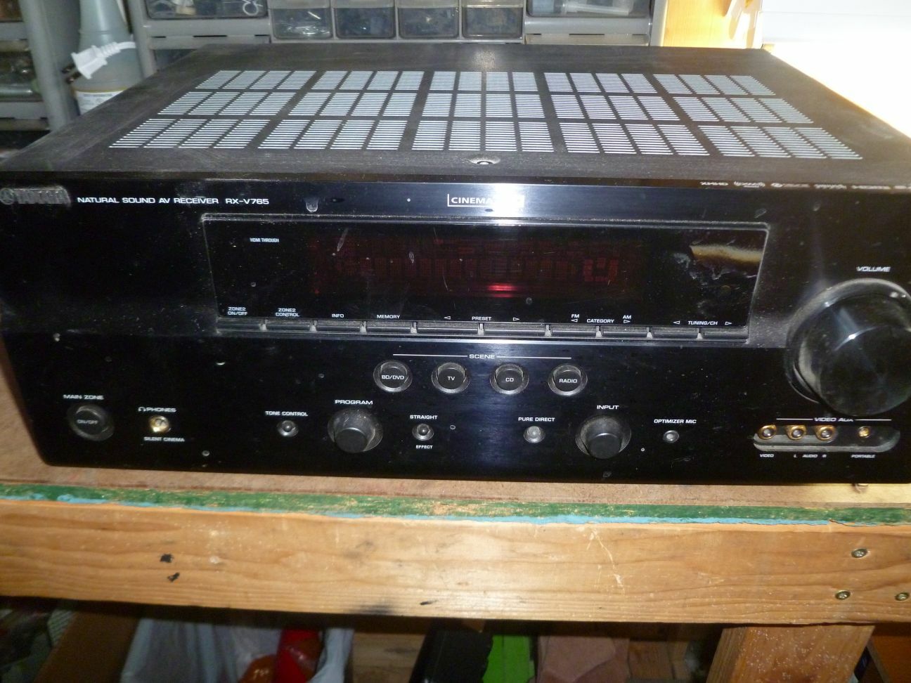 Yamaha RX-V765 AV receiver 7.1 for parts or repair (no input
