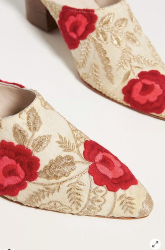 

Туфли-мюли на каблуке с металлизированной вышивкой Anthropologie X MOMO 240 долларов США, Red gold - cream, Flowers
