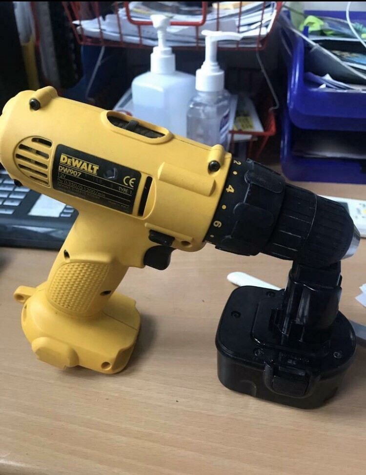 Dw907 dewalt аккумулятор