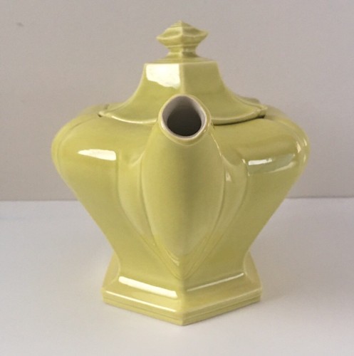 Red Wing Pottery Plum Blossom Tea Pot Citron Yellow/Chartreuse 4 Cup