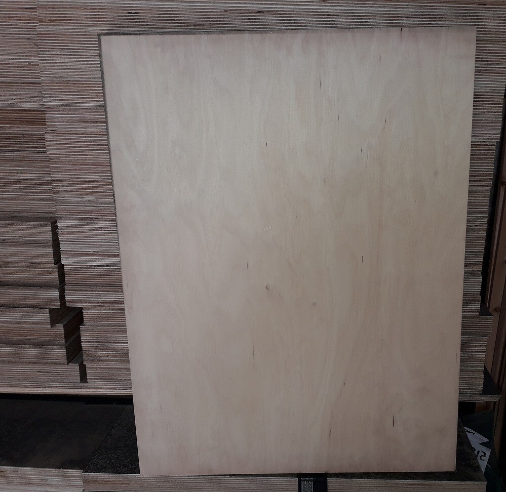 5 pieces of NEW 27mm 1st Quality Russian Birch Plywood 20½in x 15¾in
