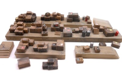 Downtown Deco HO Scale Concrete Loading Docks kit + Detail Castings Freight