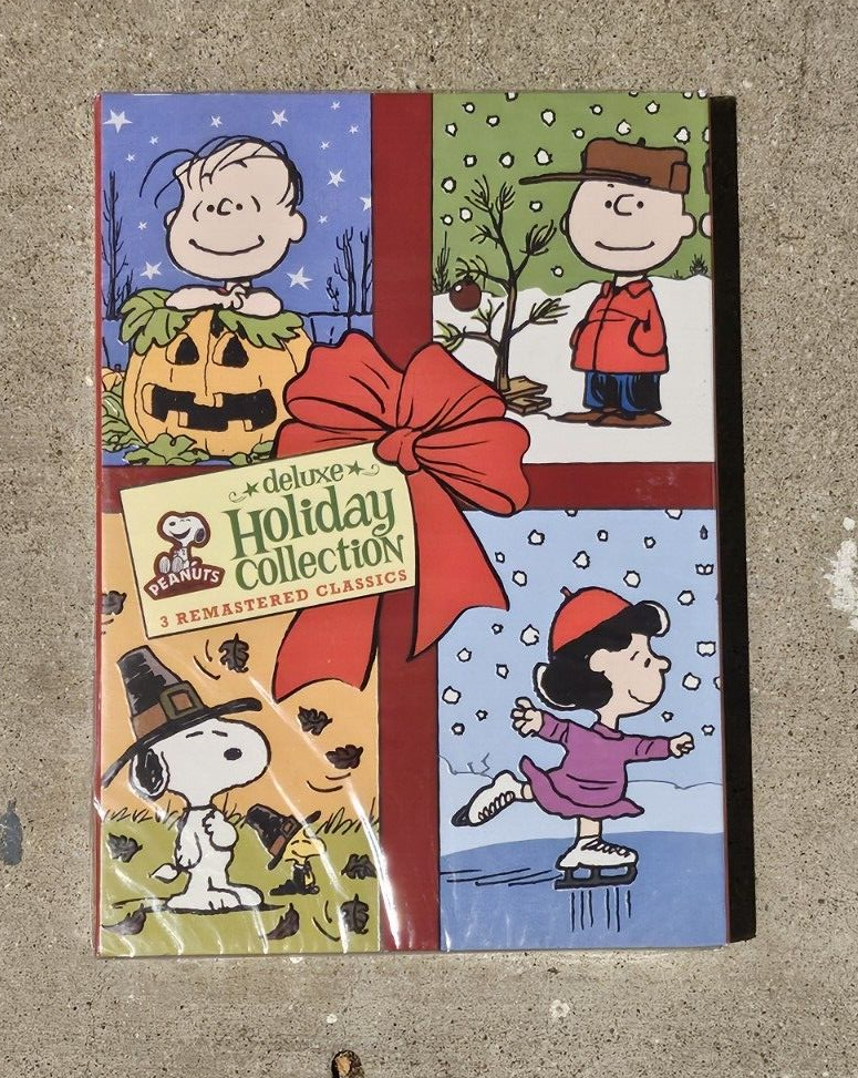 Peanuts Holiday Collection (DVD, 3-Disc Set, Deluxe ) Charlie Brown Christmas