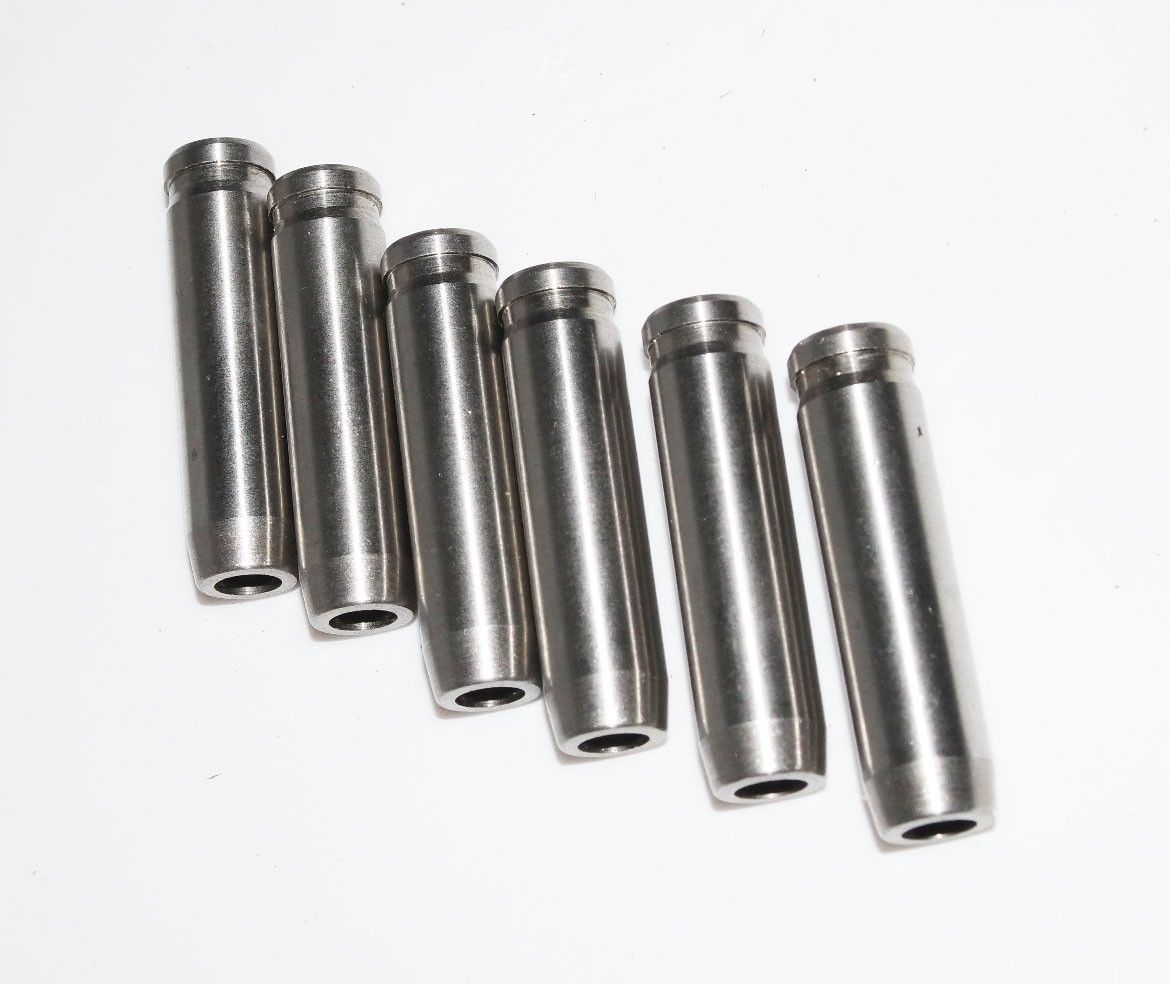 For Suzuki SJ410 SJ413 valve guide set of 8 Pcs 11115 M 82050 - 001  