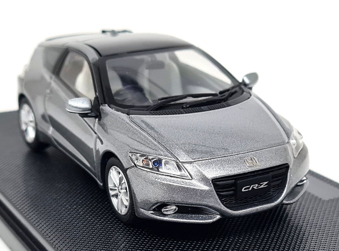 Ebbro 1/43 - Honda CR-Z 2010 Hybrid Silver Diecast Scale