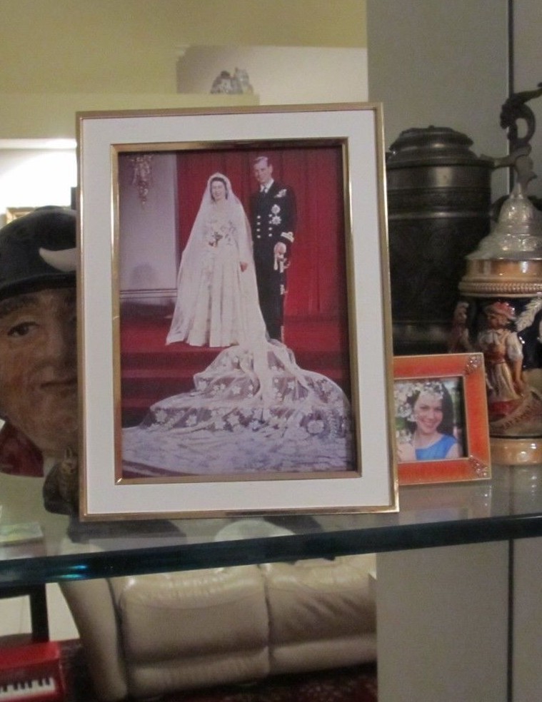 Queen Elizabeth and Philip - A Lifetime of Love REDUCED