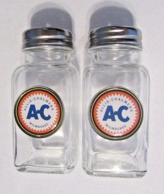 Allis Chalmers Salt & Pepper Shakers, Allis Chalmers Tractor logo shakers