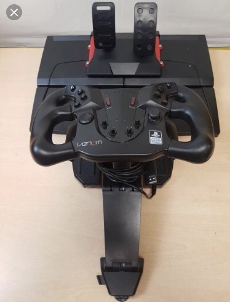 PS4 steering wheel and pedals in Stenhousemuir, Falkirk Gumtree