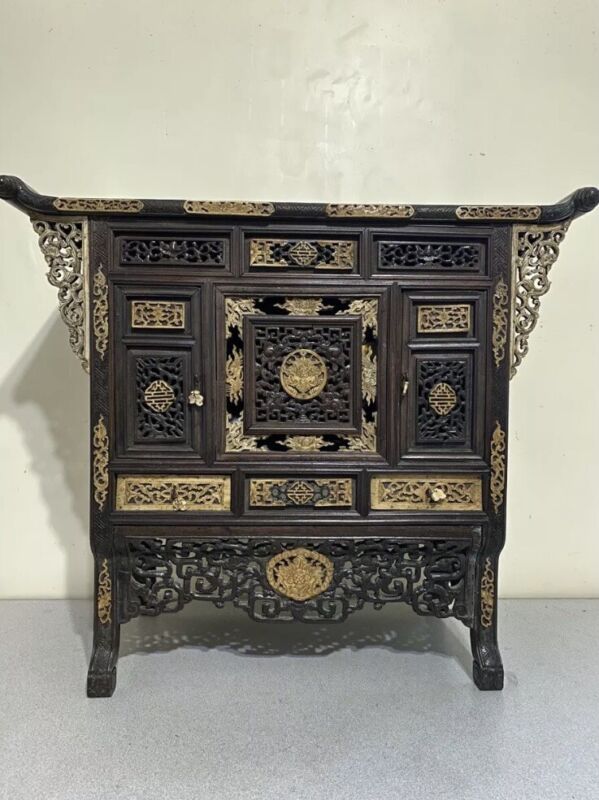 VERY NICE CHINESE ROSEWOOD CARVED CABINET 18, 19C