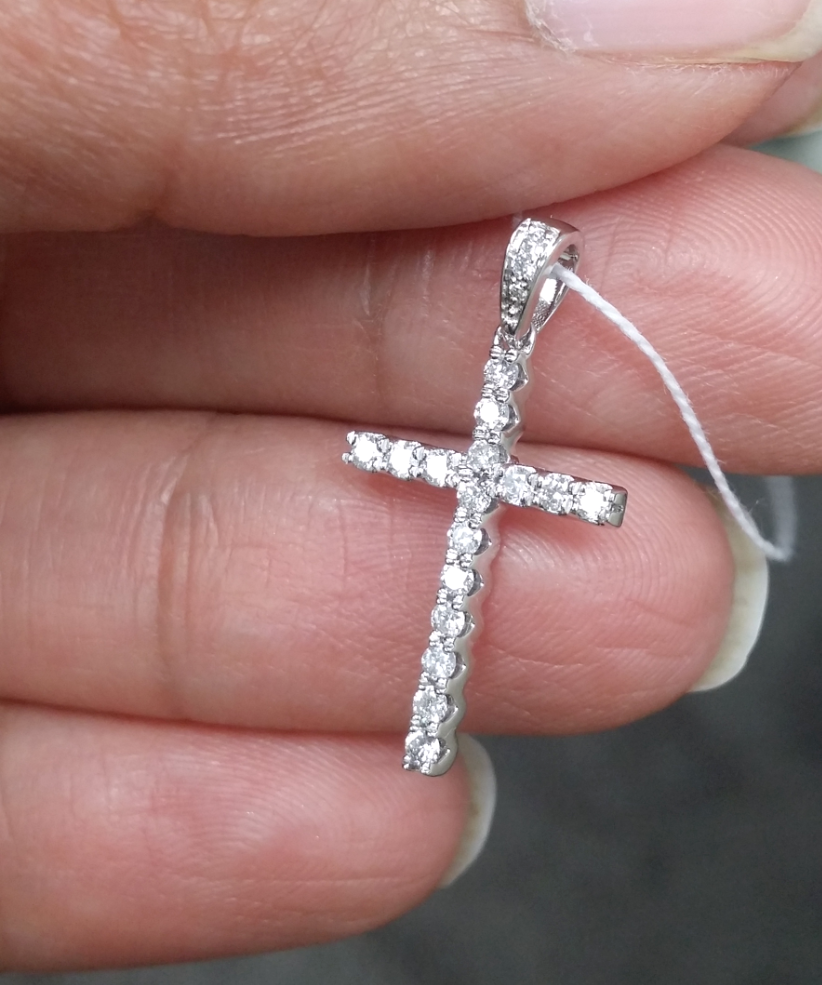 Pre-owned Handmade Deal 0.25 Ctw Round Diamond Cluster Cross Pendant Charm In 14k Gold 22 Mm In H