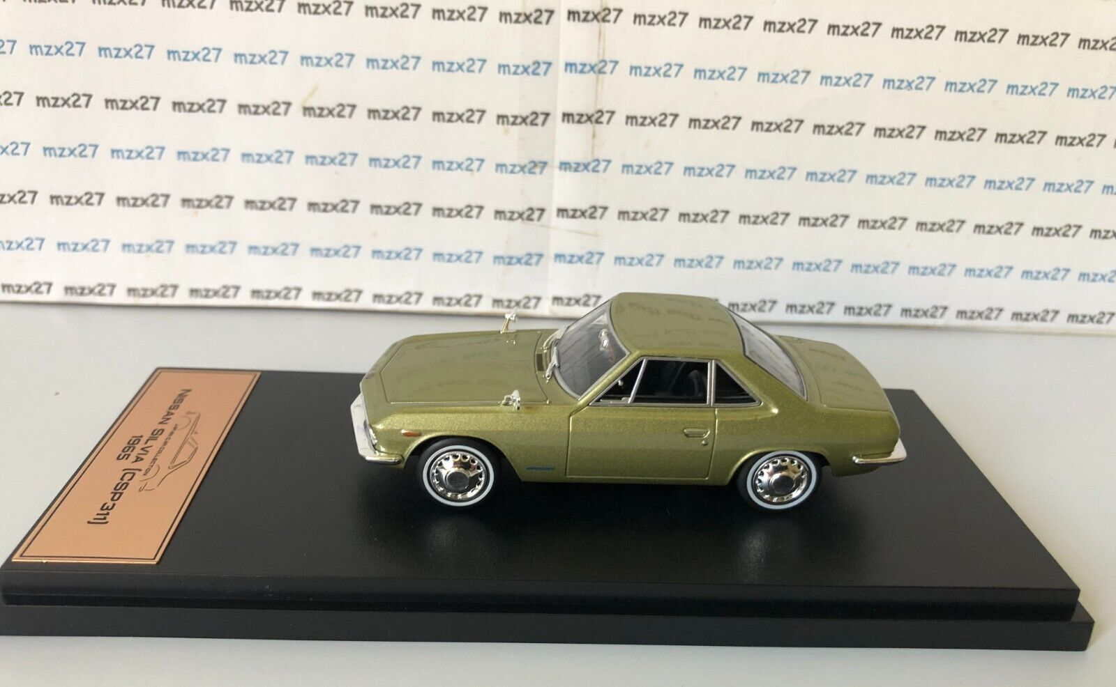 Car Isuzu 117 Coupe (PA90) 1968 1/43 Hachette Japan Car