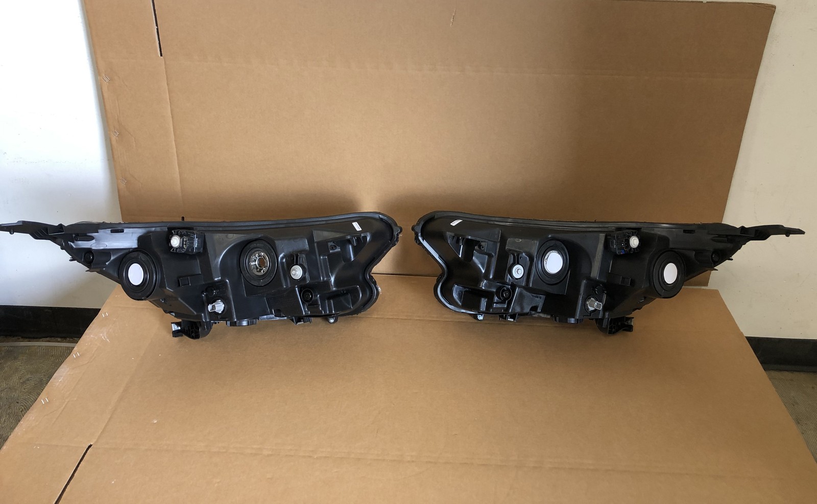 Headlight Replacement for 2017 2022 Honda CRV LX EX EXL Halogen Left Right Pair - Picture 8 of 11