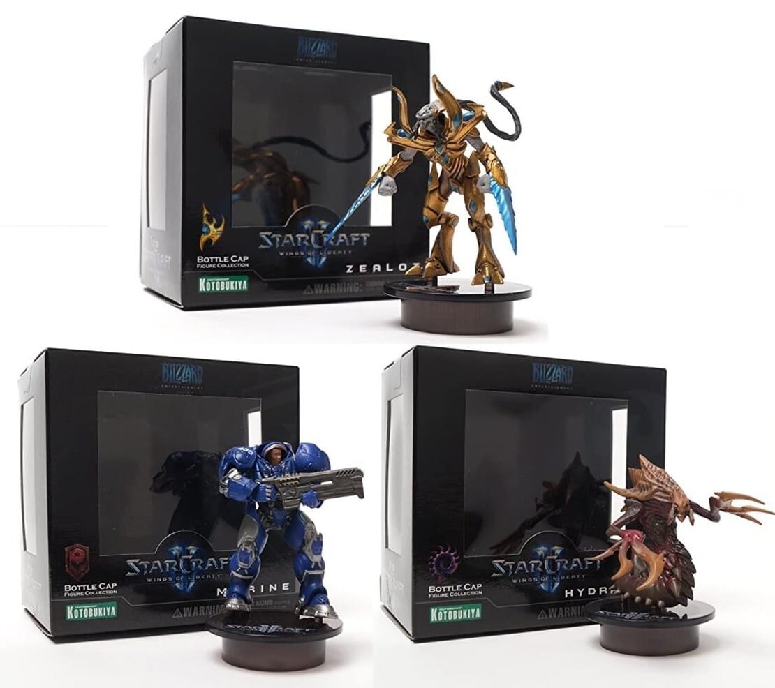 BLIZZARD Starcraft フィギュア Protoss Terran Blizzard Entertainment 1998 Starcraft Protoss Zealot Action