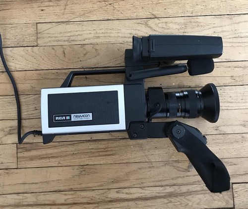 Vintage 1980's RCA NewVicon Color Video Camera Model CC011 Hard Case and Cords
