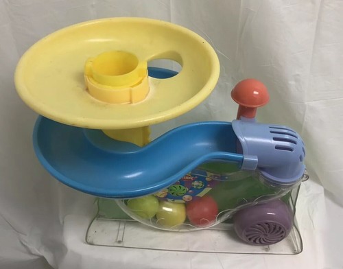 Playskool Hasbro Busy Ball Popper with Music 2005