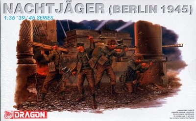 Dragon 1:35 Nachtjager (Berlin 1945) Figure Set #6089 by Dragon Models USA