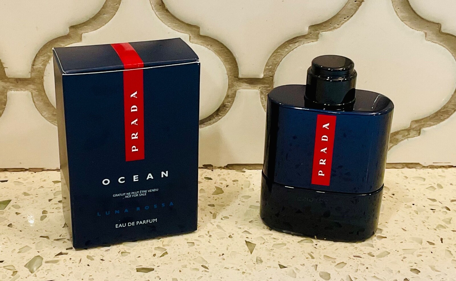 プラダ ルナロッサ ブラック アバクロンビー&フィッチ ファーストインスティンク プラダ ルナロッサ ブラック アバクロンビー&フィッチ