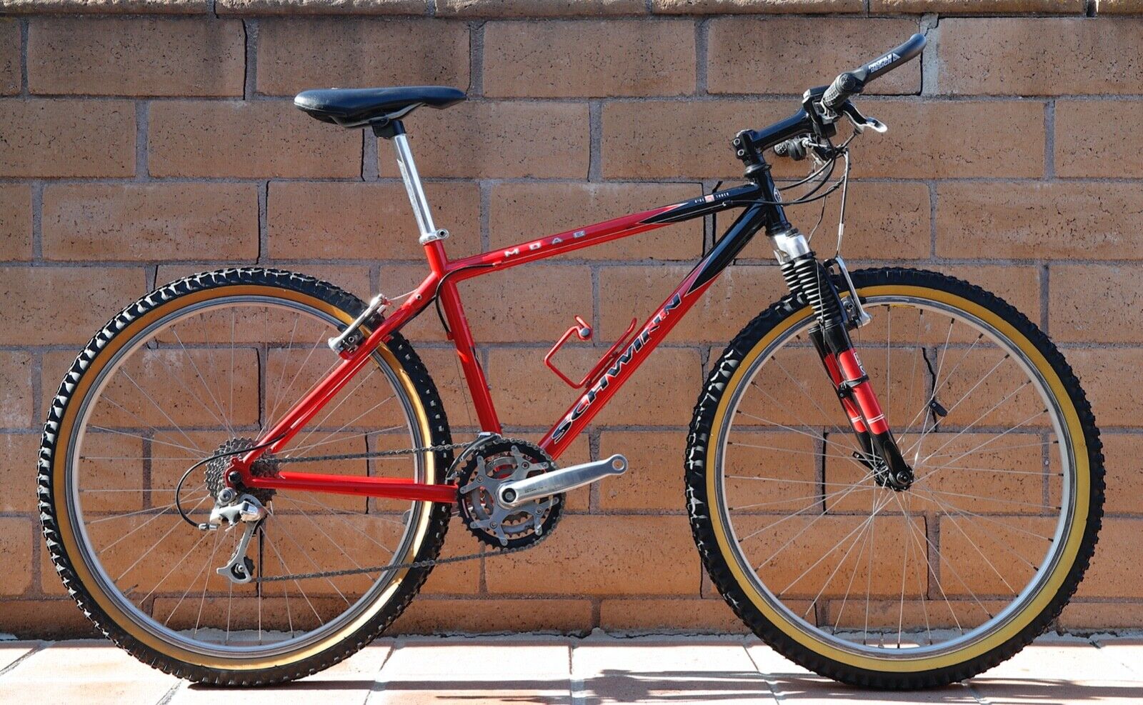 Schwinn Moab 1 Mountain Bike 26 Schwinn Moab 1 Mountain Bike 26