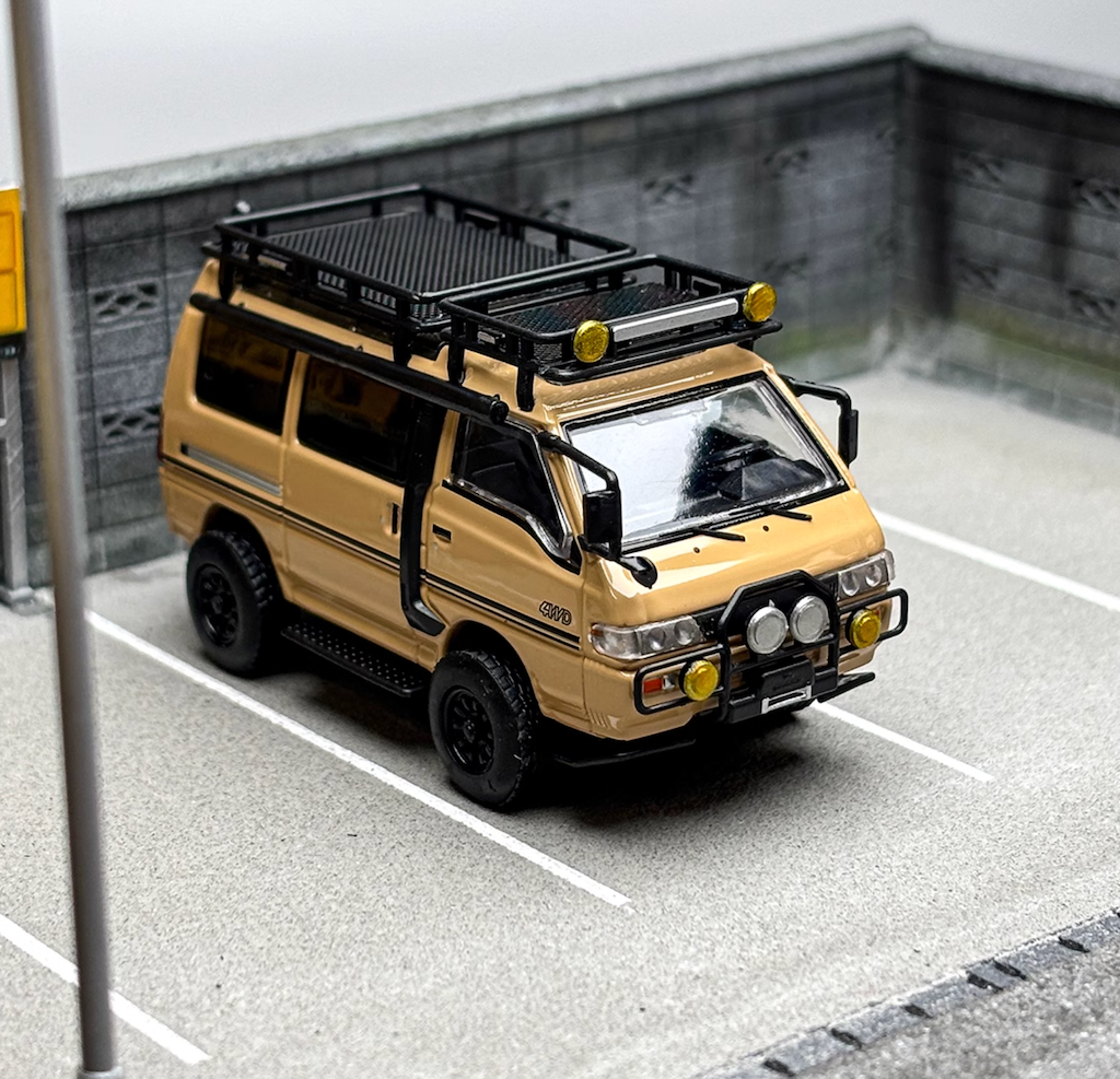 ミニカー Autobots models DELICA 1/64 FEB 2025 Autobots Models 1/64 Mitsubishi Delica #206