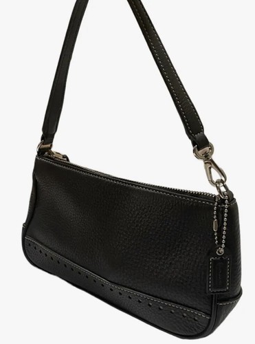 COACH: VTG-Medium Size, Black, Pebbled Leather Hampton Demi