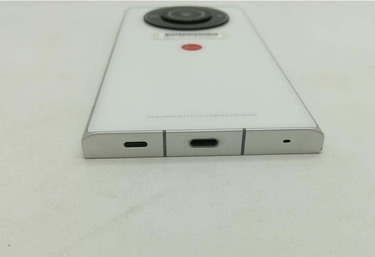 Leica LEITZ PHONE 2 Unlocked 5G 1 inch sensor Snapdragon 8 Leica LEITZ PHONE 2 Unlocked 5G 1 inch sensor Snapdragon 8