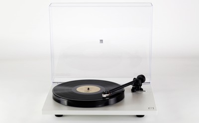REGA Planar 1 Plus Turntable with Premounted Carbon MM Cartridge (White)