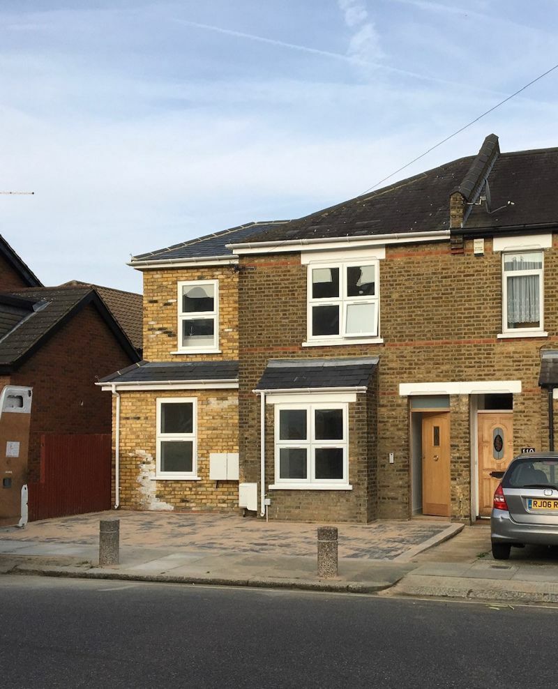 6 bedroom house in Grove Road, North Finchley, N12 in North Finchley