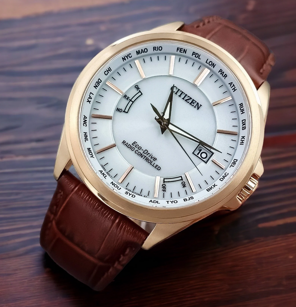 Pre-owned Citizen Radio Controlled World Time White Dial Men's Sapphire Watch Cb0253-19a