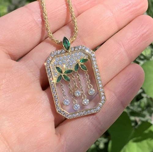 Stunning Chopard Happy Diamonds 18K Yellow Gold Emerald Diamond Necklace