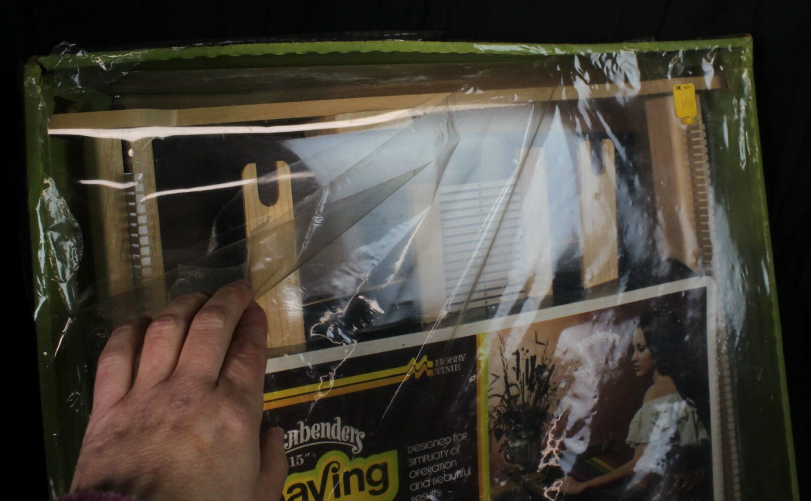 Vtg Yarnbenders Weaving Loom 15 Inch with Instructions Unopened Portable In Box