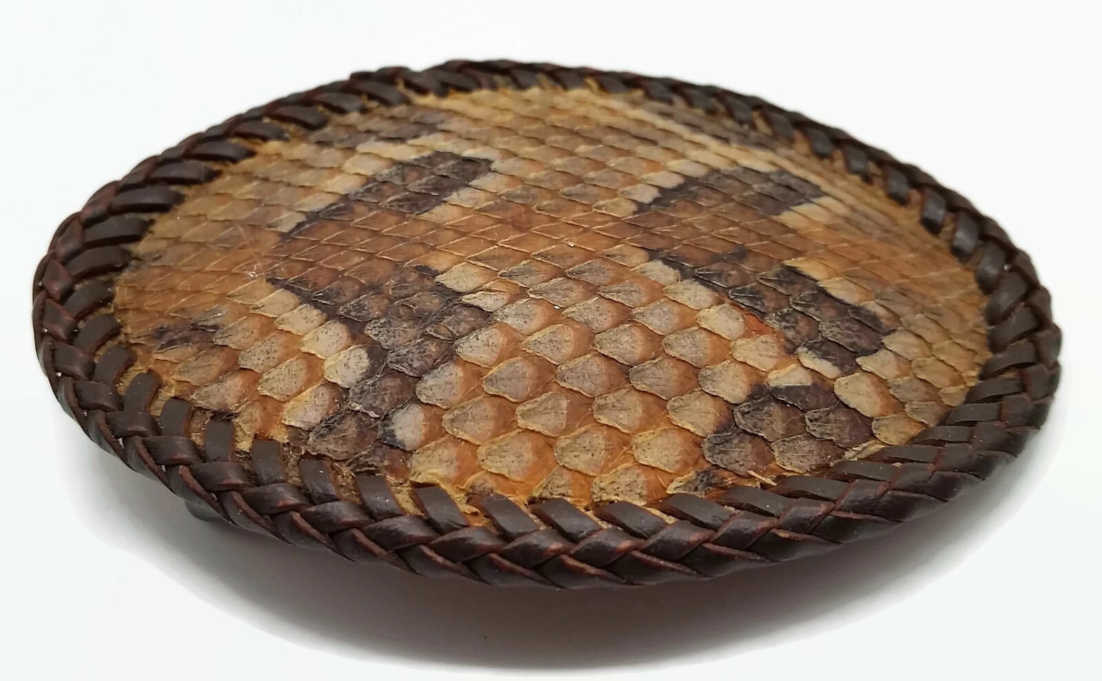 Faux Rattlesnake Pattern Woven Braided Edge Leather Belt Buckle Snake