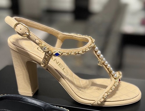 ★スタイリッシュ【 CHANEL 】ミュール 新作CHANELサンダル ミュール 7.5cm シャネル入手困難☆直営店