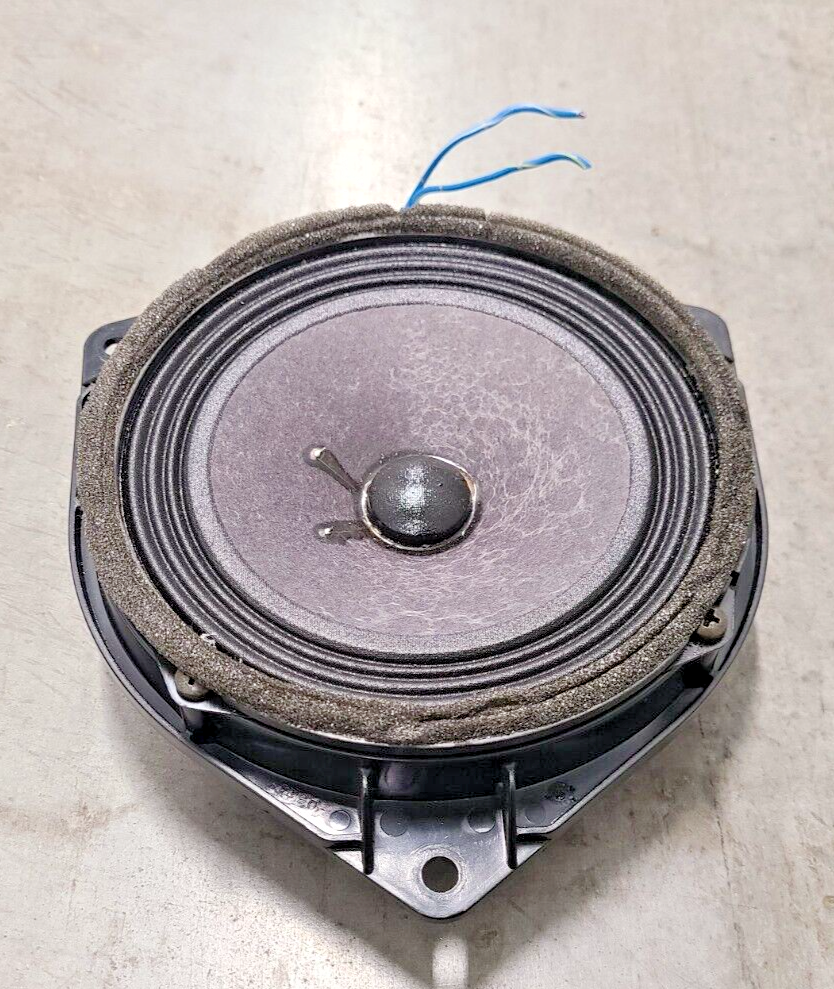 2002-2005 LEXUS ES300 ES330 MARK LEVINSON Front Door Speaker