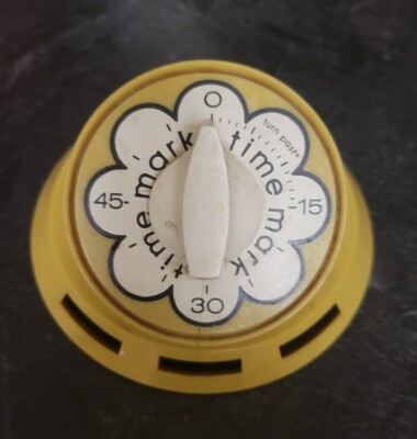 Vintage Time Mark Kitchen Egg Timer Dial Retro Harvest Gold 70s Daisy Bell 