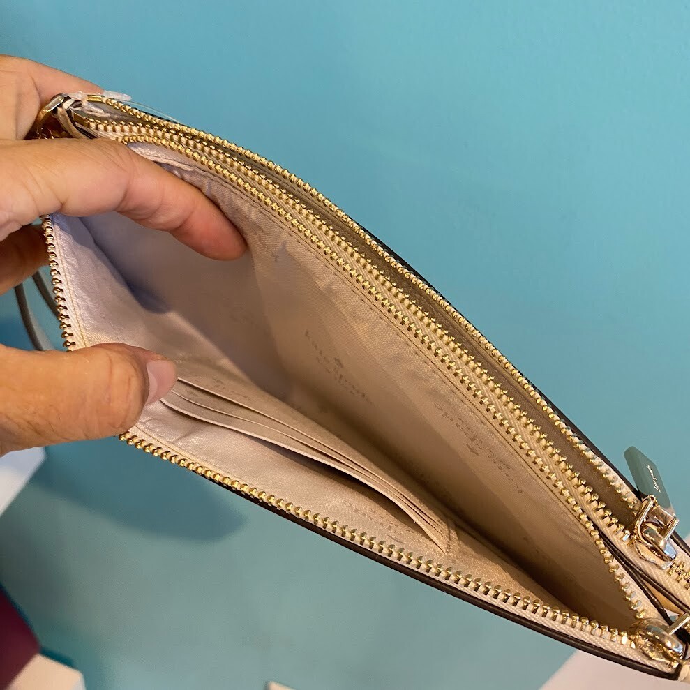 ポーチ Kate Spade Oh What Fun Nutcracker Double Zip Wristlet KJ073 Oh What Fun Nutcracker Double Zip Wristlet | Kate Spade Outlet